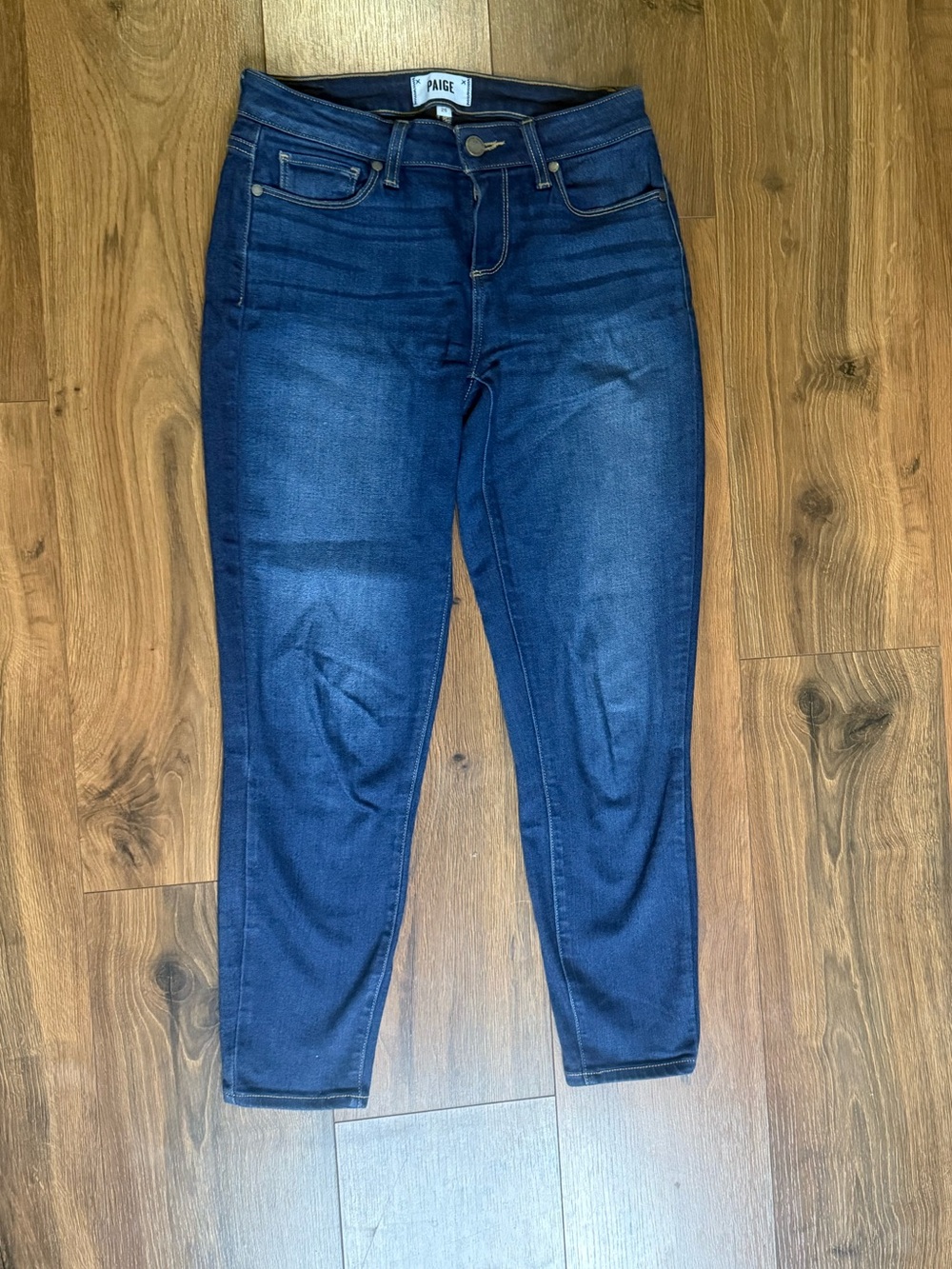 PAIGE Verdugo size 26 dark wash